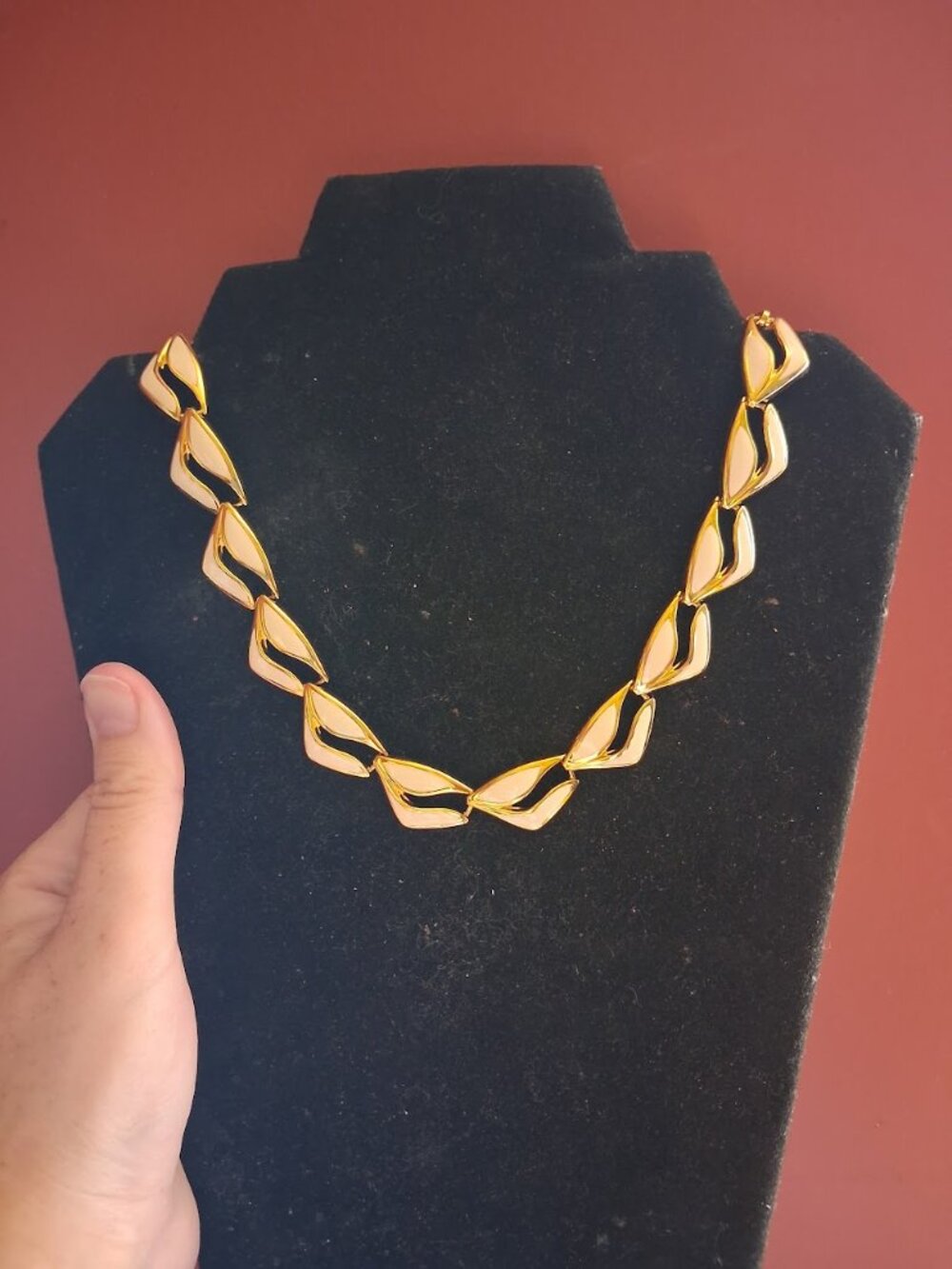 16 inch Retro style Statement necklace